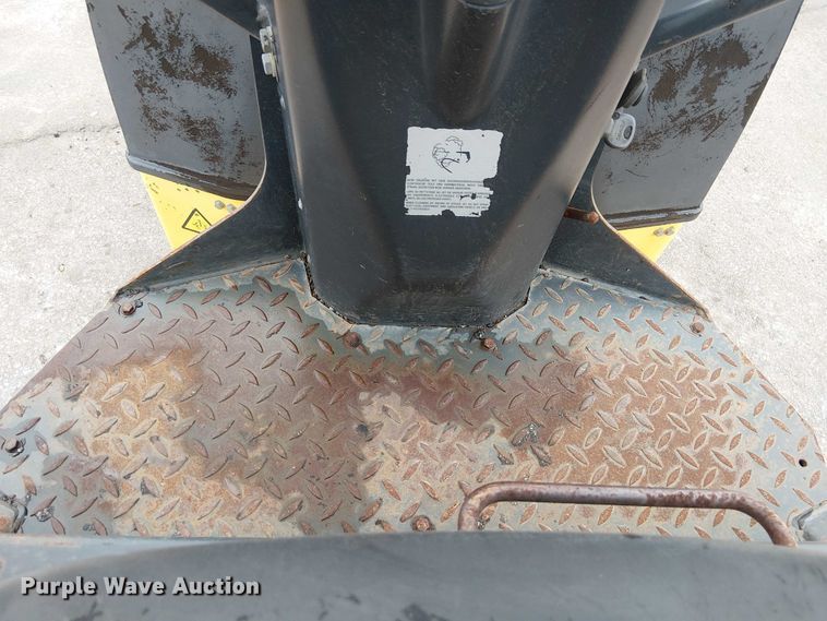 image for item DU3730 2005 Bomag BW 120 AD-4 double drum roller compactor