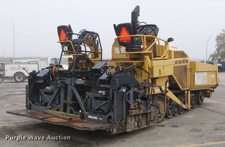image for item DU3731 2008 Caterpillar AP1055D paver