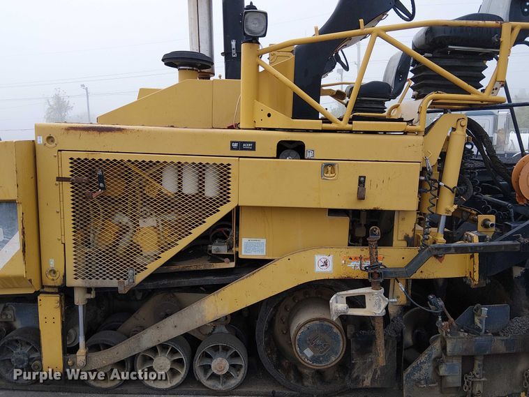 image for item DU3731 2008 Caterpillar AP1055D paver