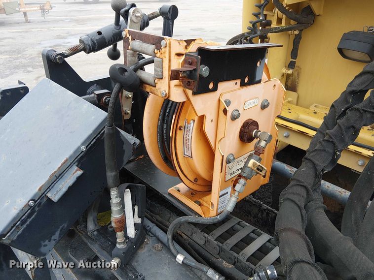 image for item DU3731 2008 Caterpillar AP1055D paver