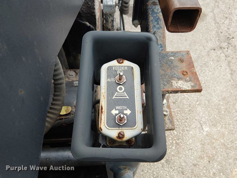 image for item DU3731 2008 Caterpillar AP1055D paver