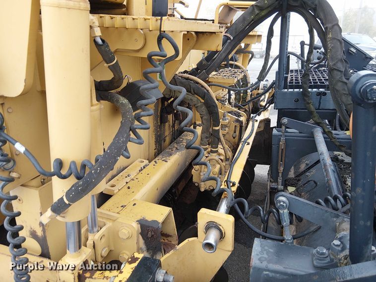 image for item DU3731 2008 Caterpillar AP1055D paver