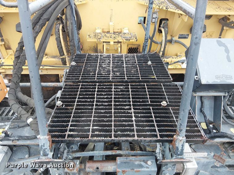 image for item DU3731 2008 Caterpillar AP1055D paver