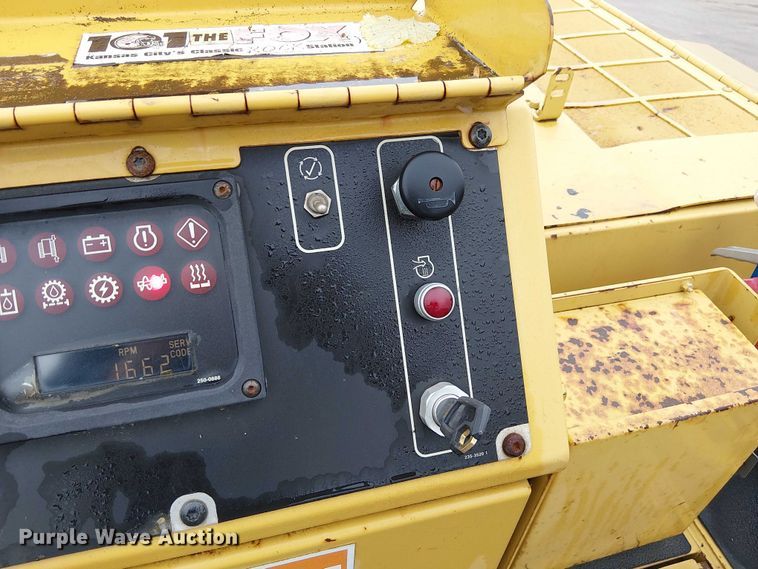 image for item DU3731 2008 Caterpillar AP1055D paver