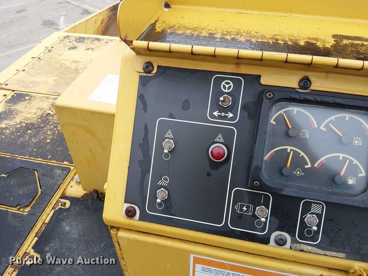 image for item DU3731 2008 Caterpillar AP1055D paver