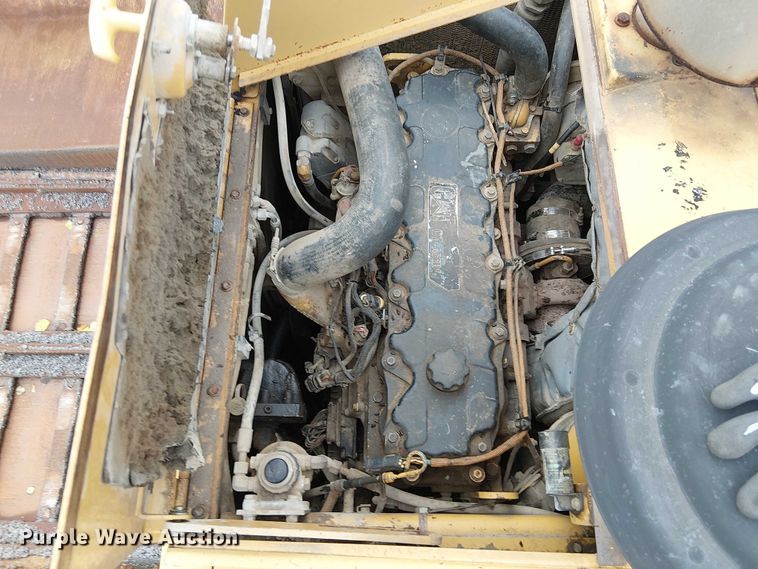 image for item DU3731 2008 Caterpillar AP1055D paver