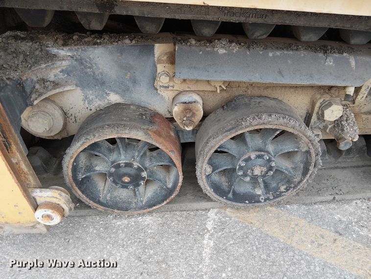 image for item DU3731 2008 Caterpillar AP1055D paver