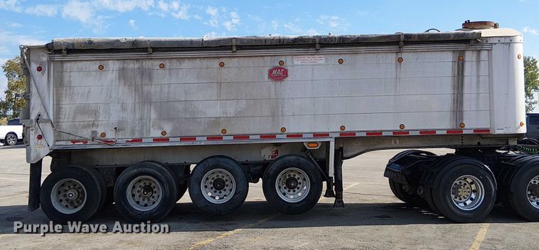 image for item DU3732 2008 Mac end dump trailer