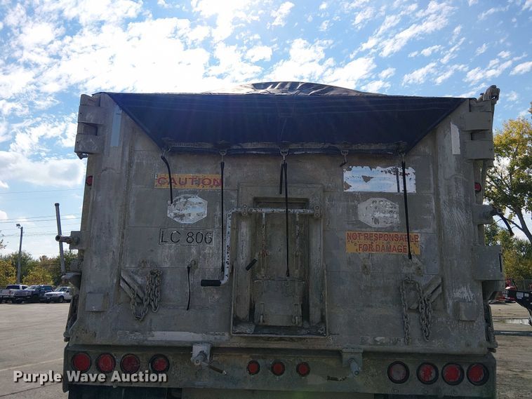 image for item DU3732 2008 Mac end dump trailer