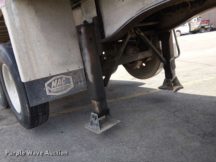 image for item DU3732 2008 Mac end dump trailer