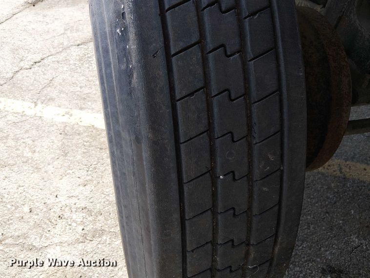 image for item DU3732 2008 Mac end dump trailer