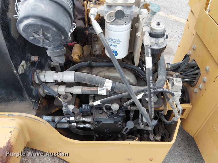 image for item DU3734 2011 Caterpillar CB24 double drum vibratory roller