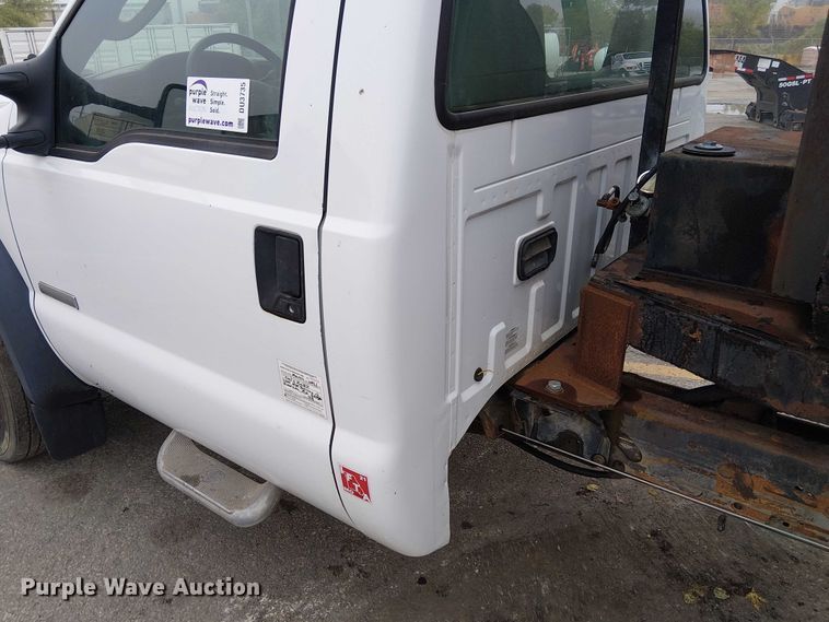 image for item DU3735 2007 Ford F550 Tack distributor truck