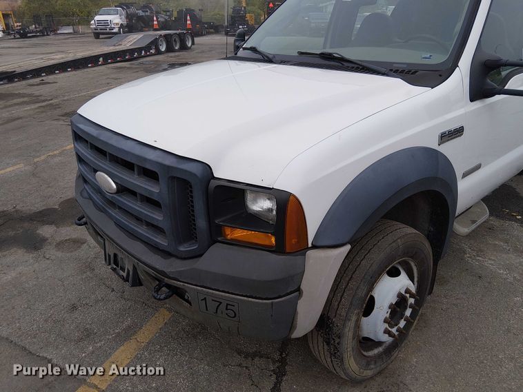 image for item DU3735 2007 Ford F550 Tack distributor truck