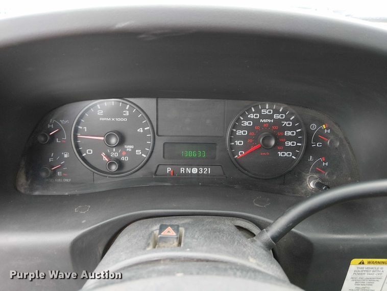 image for item DU3735 2007 Ford F550 Tack distributor truck