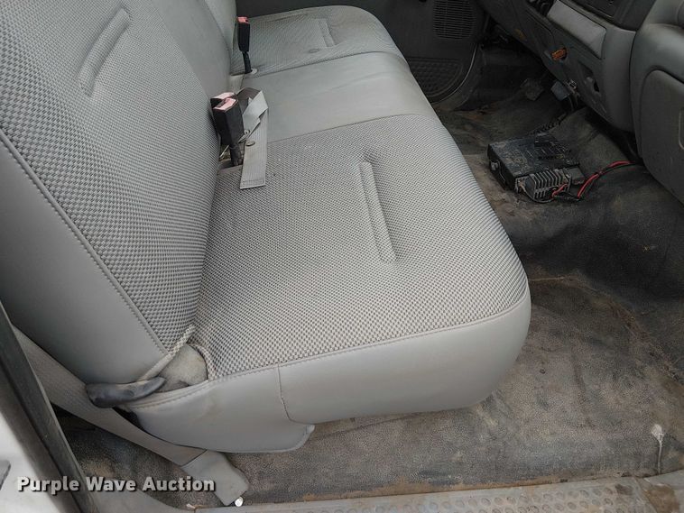 image for item DU3735 2007 Ford F550 Tack distributor truck