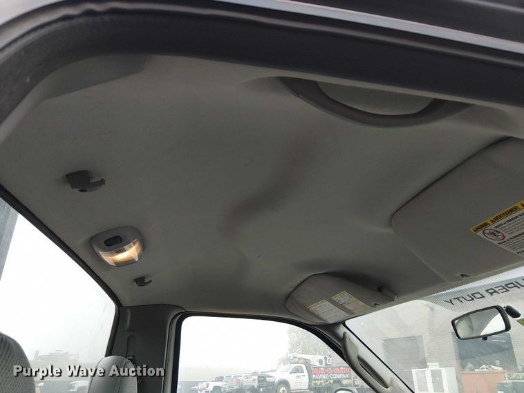 image for item DU3735 2007 Ford F550 Tack distributor truck