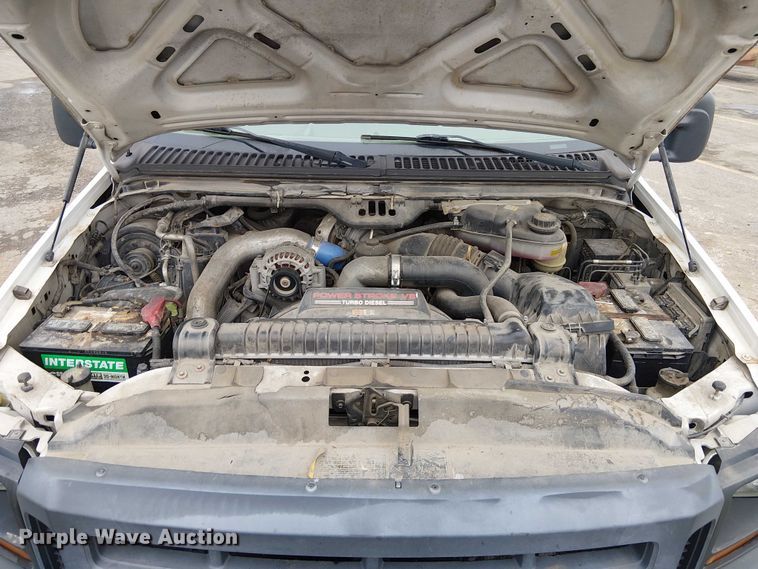 image for item DU3735 2007 Ford F550 Tack distributor truck