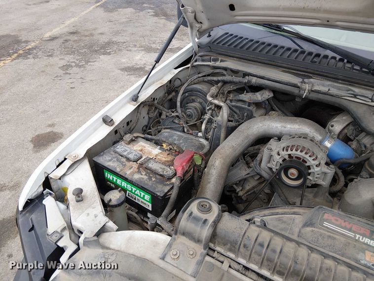 image for item DU3735 2007 Ford F550 Tack distributor truck