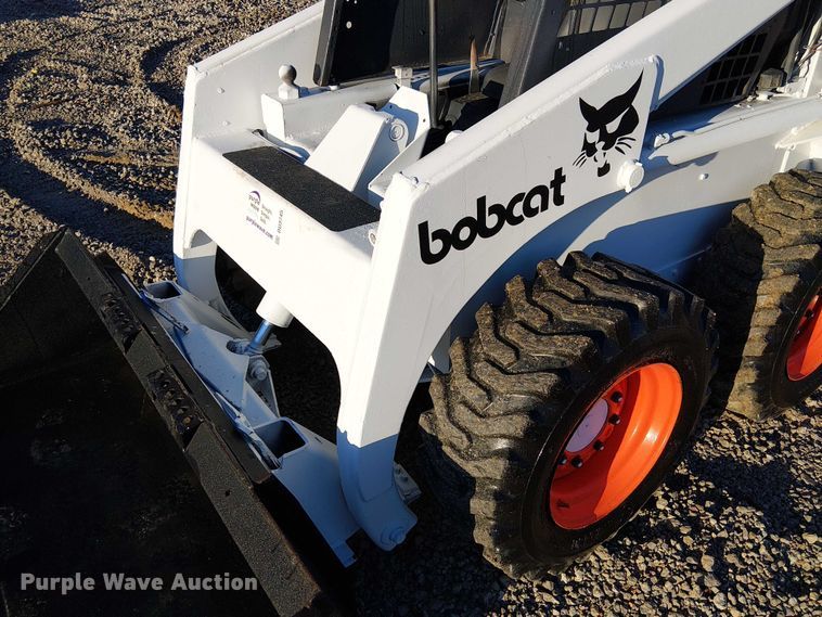 image for item DU3745 1986 Bobcat 843 skid steer loader