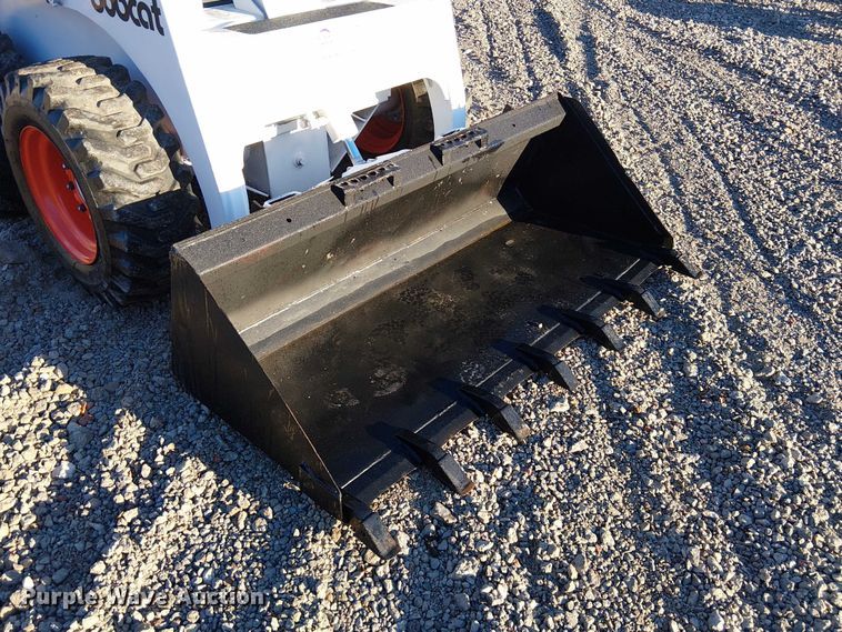 image for item DU3745 1986 Bobcat 843 skid steer loader