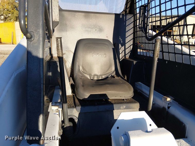 image for item DU3745 1986 Bobcat 843 skid steer loader