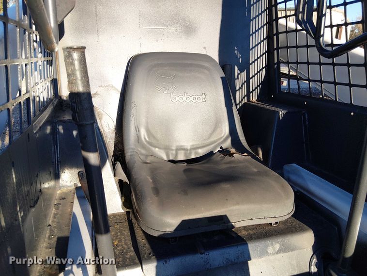 image for item DU3745 1986 Bobcat 843 skid steer loader