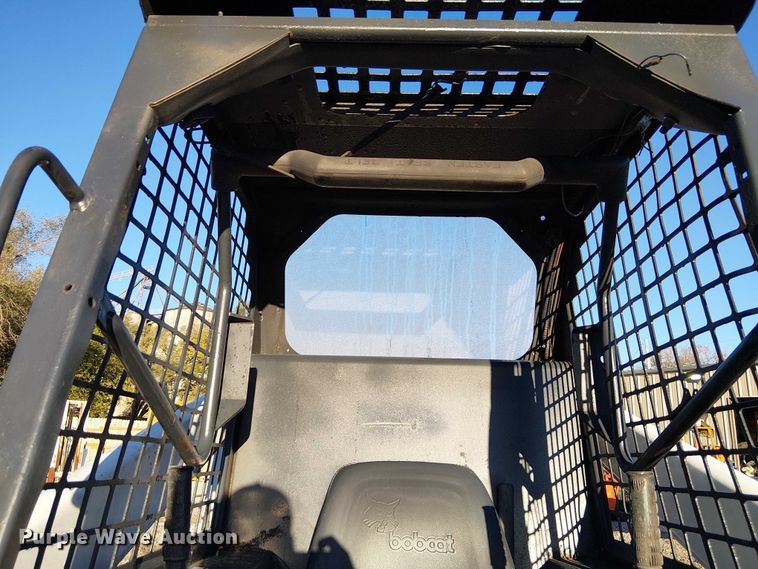 image for item DU3745 1986 Bobcat 843 skid steer loader