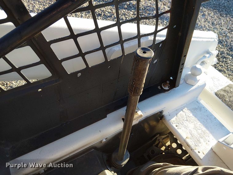 image for item DU3745 1986 Bobcat 843 skid steer loader