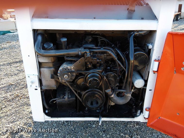 image for item DU3745 1986 Bobcat 843 skid steer loader