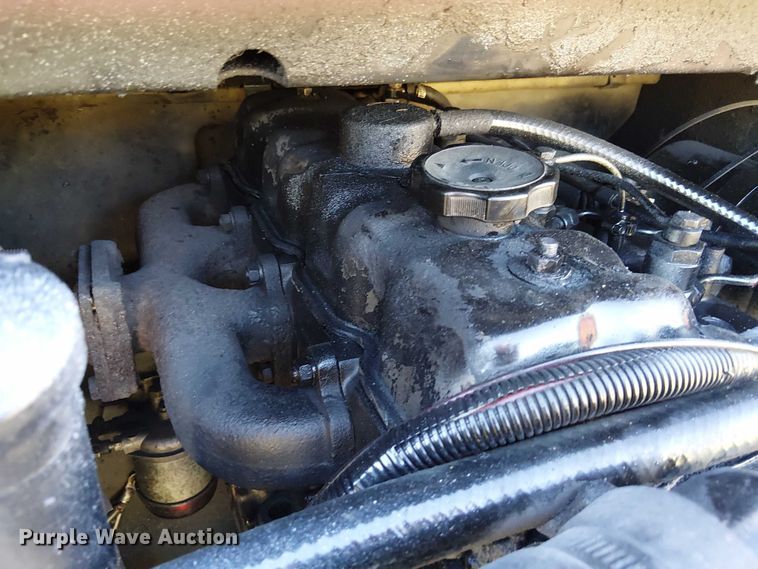 image for item DU3745 1986 Bobcat 843 skid steer loader