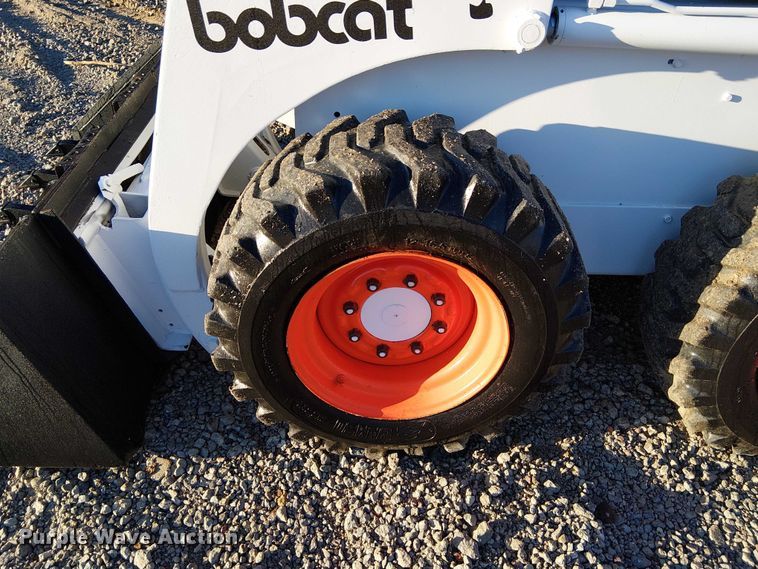 image for item DU3745 1986 Bobcat 843 skid steer loader
