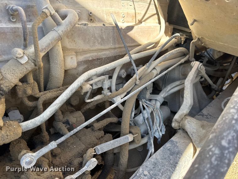 image for item DW6643 1990 Ford L9000 dump truck