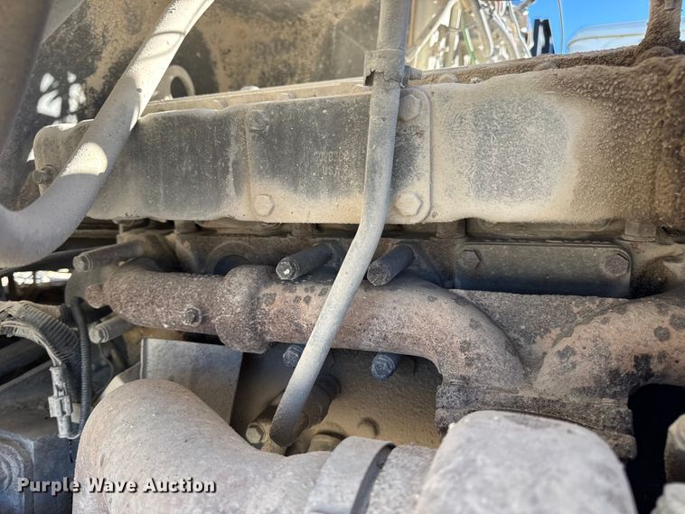 image for item DW6643 1990 Ford L9000 dump truck