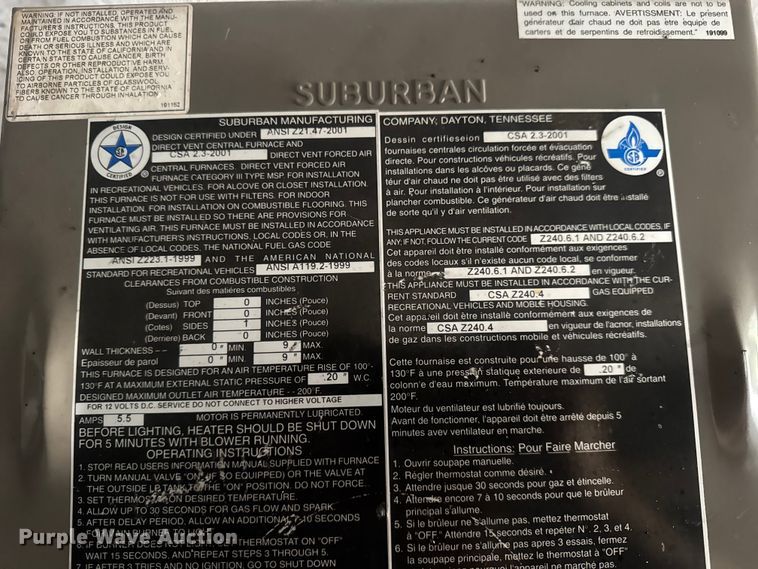 image for item DW6647 1992 International 8200 fuel / lube truck