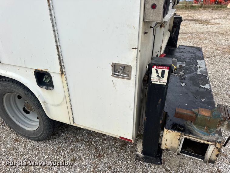 image for item DW6650 2012 RAM 5500HD utility / service truck