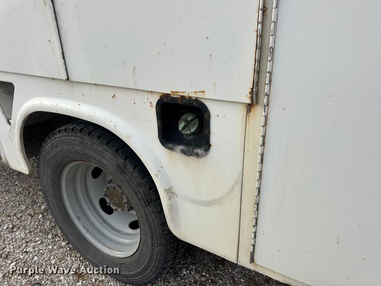 image for item DW6650 2012 RAM 5500HD utility / service truck