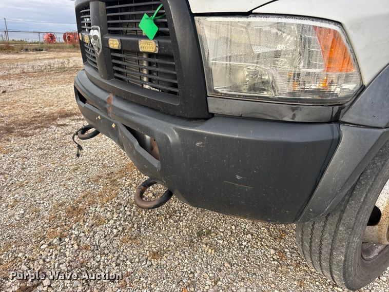 image for item DW6650 2012 RAM 5500HD utility / service truck