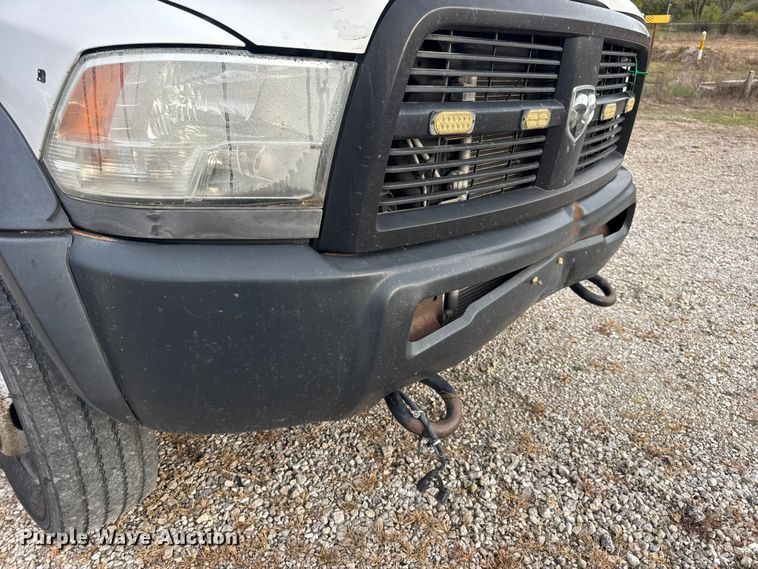 image for item DW6650 2012 RAM 5500HD utility / service truck