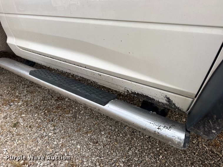 image for item DW6650 2012 RAM 5500HD utility / service truck