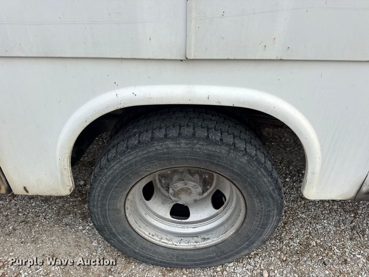 image for item DW6650 2012 RAM 5500HD utility / service truck