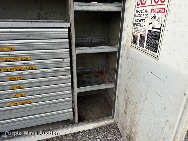 image for item DW6650 2012 RAM 5500HD utility / service truck