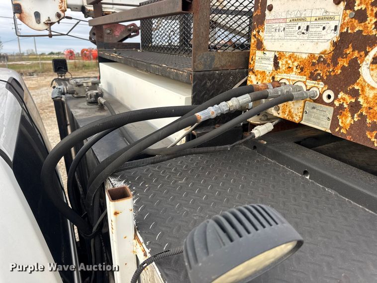 image for item DW6650 2012 RAM 5500HD utility / service truck