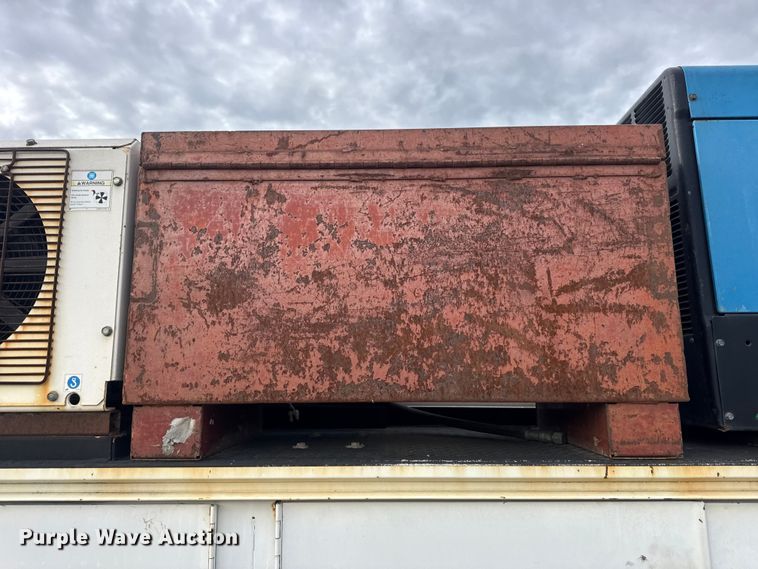 image for item DW6650 2012 RAM 5500HD utility / service truck