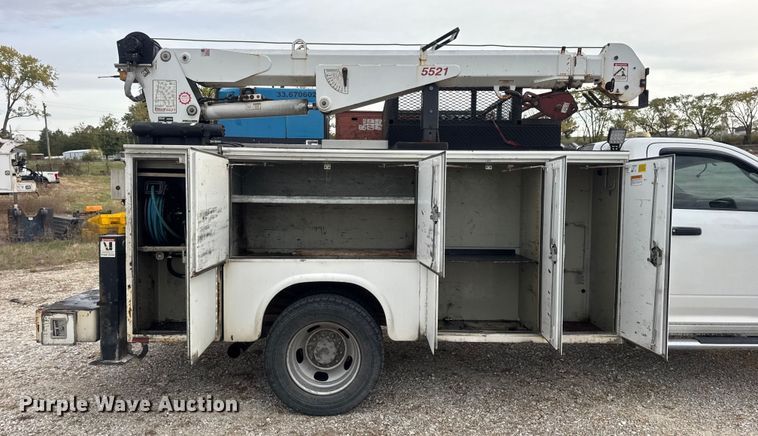 image for item DW6650 2012 RAM 5500HD utility / service truck