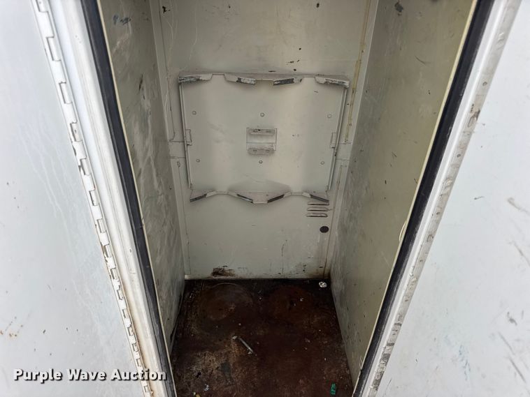 image for item DW6650 2012 RAM 5500HD utility / service truck