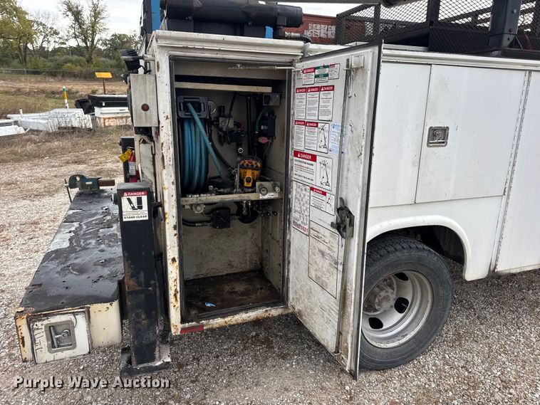 image for item DW6650 2012 RAM 5500HD utility / service truck