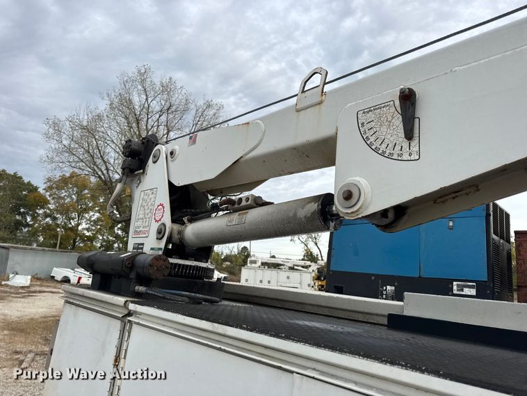 image for item DW6650 2012 RAM 5500HD utility / service truck