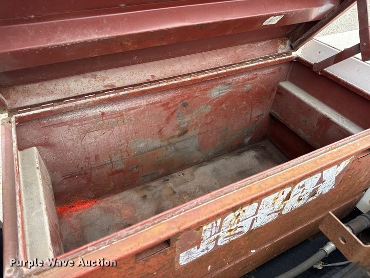 image for item DW6650 2012 RAM 5500HD utility / service truck