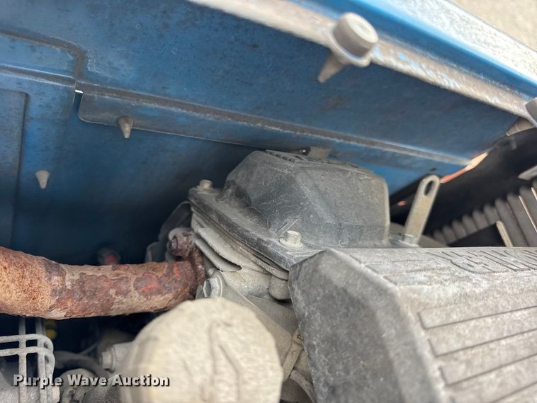 image for item DW6650 2012 RAM 5500HD utility / service truck